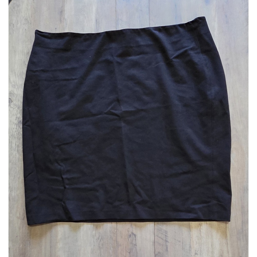 Vince Camuto Women Plus 3XL Black Lined Skirt Above Knee Elastic Waist Pull-on